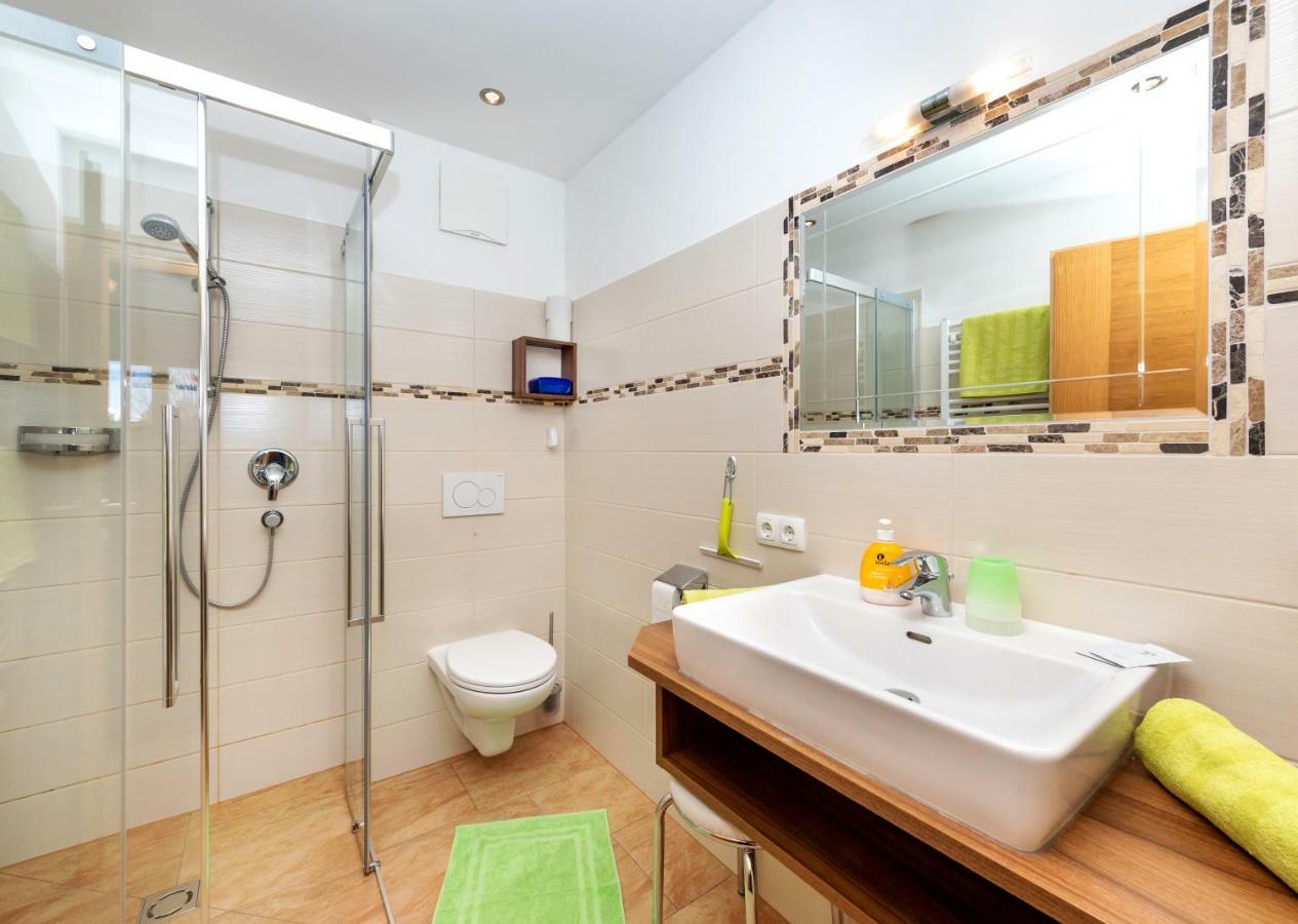 Appartement Pension Albert Zell am See Exteriör bild