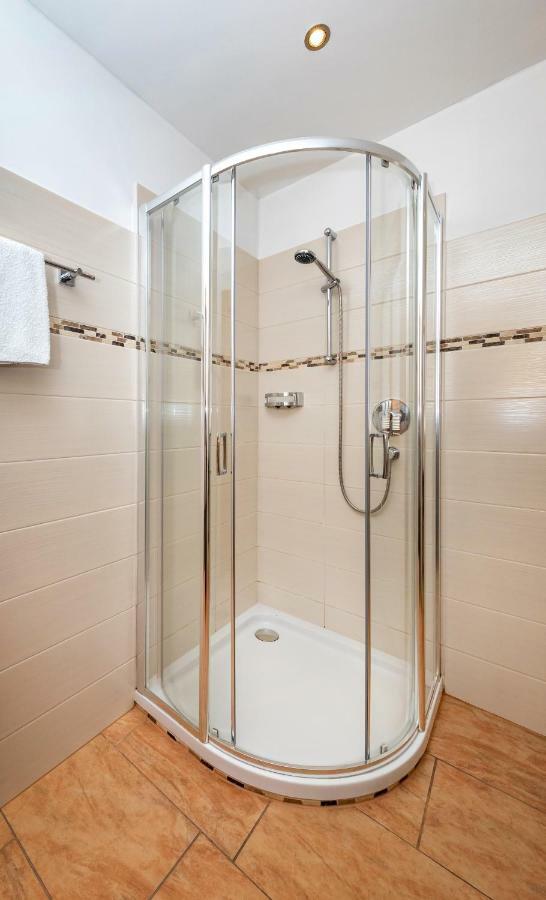 Appartement Pension Albert Zell am See Exteriör bild